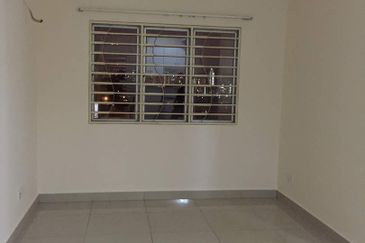 Putra Suria Residency Apartment