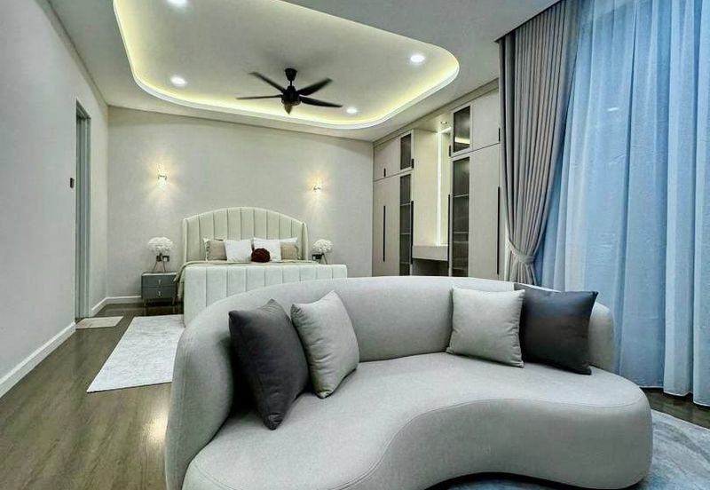 [FULLY FURNISHED & RENOVATED UNIT] Puncak Alam Jaya Residence, Puncak Alam 3 storey Bungalow For SALE Untuk DIJUAL