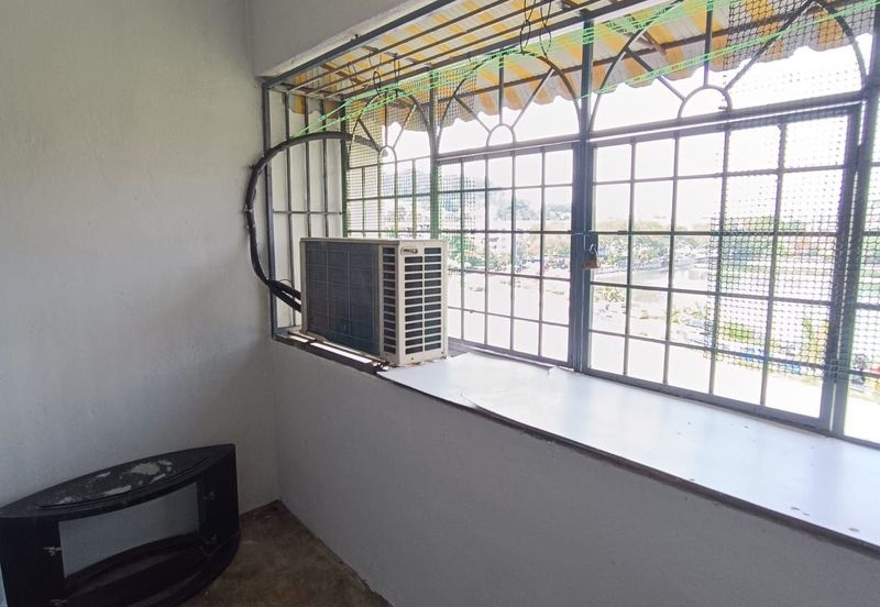 Apartment Taman Pinggiran Batu Caves