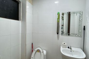 Taman Connaught (Taman Sri Cendikia)