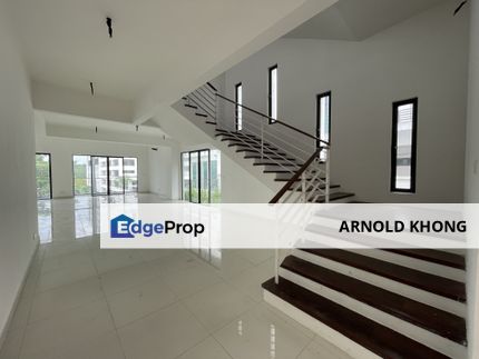 3 story Bungalow for SALE @ Villa 33, Taman Connaught, Cheras, Kuala Lumpur, Cheras