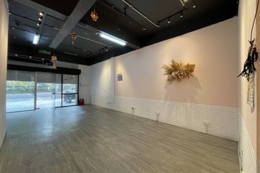 Centre Point Medan Connaught