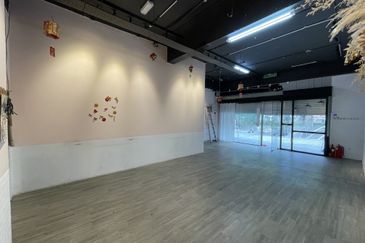 Centre Point Medan Connaught