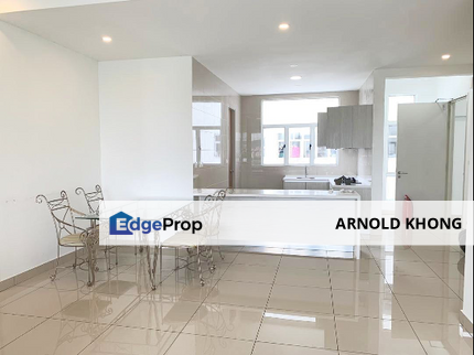 4rooms Condo for SALE @ Green Residence, Cherasr, Selangor, Batu 9th Cheras