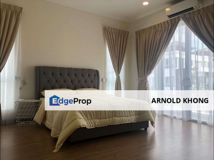 3 story Semi D for SALE @ Taman Suria Villa, Sungai Long, Kajang, Selangor, Kajang