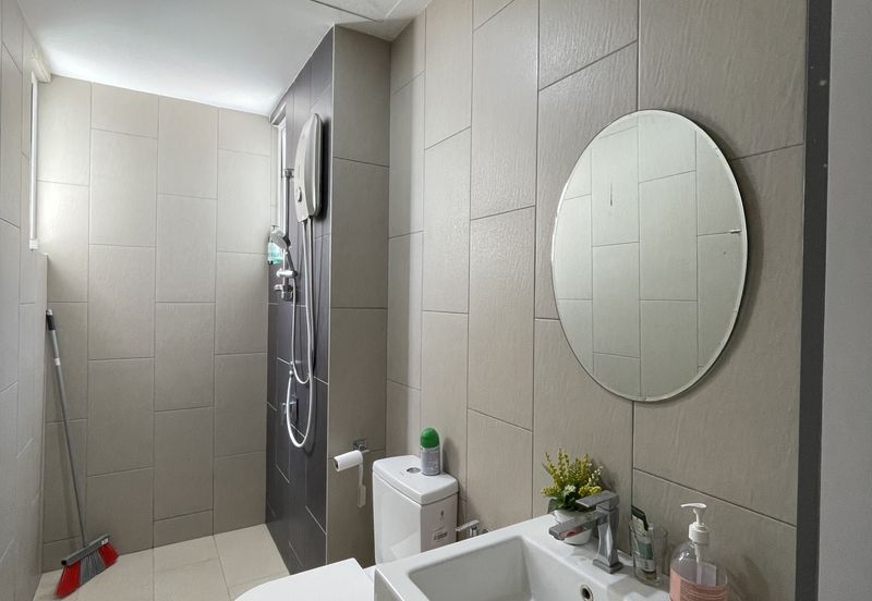 Vina Versatile Homes