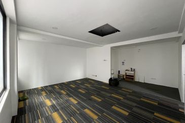 Centre Point Medan Connaught