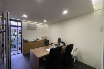 Centre Point Medan Connaught