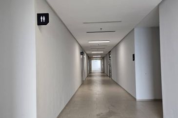 Menara EcoWorld (The Stride Strata Office @ BBCC)