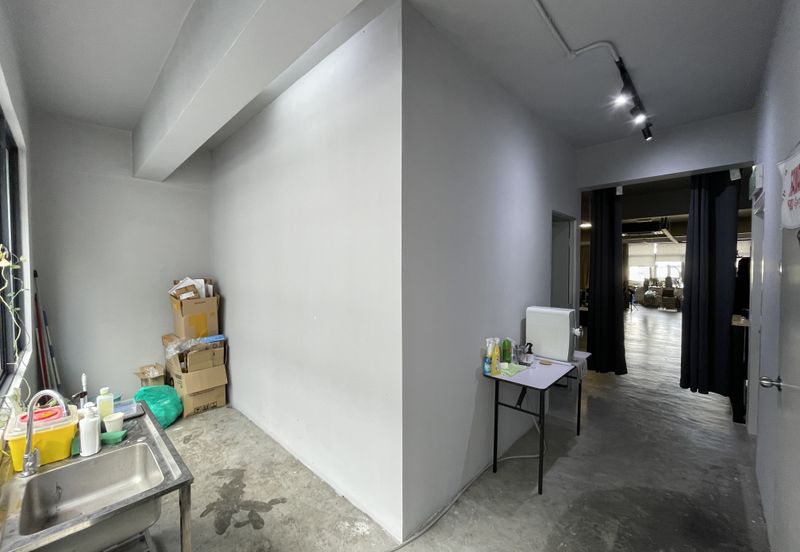 Centre Point Medan Connaught