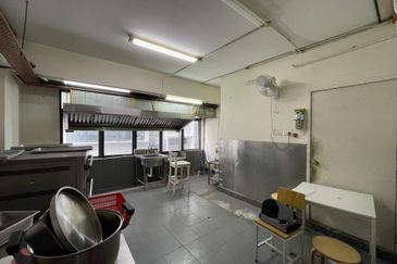 Centre Point Medan Connaught