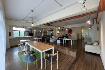 Centre Point Medan Connaught