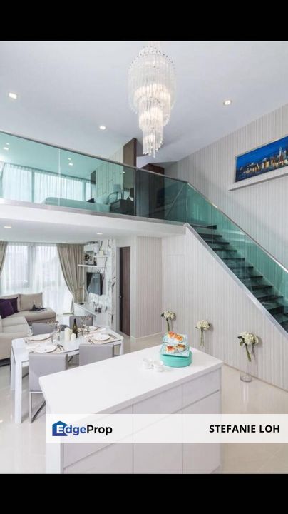 Bonus attic space in the living hall with luxury style, Kuala Lumpur, KLCC