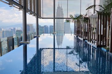 Pavilion Ceylon Hill