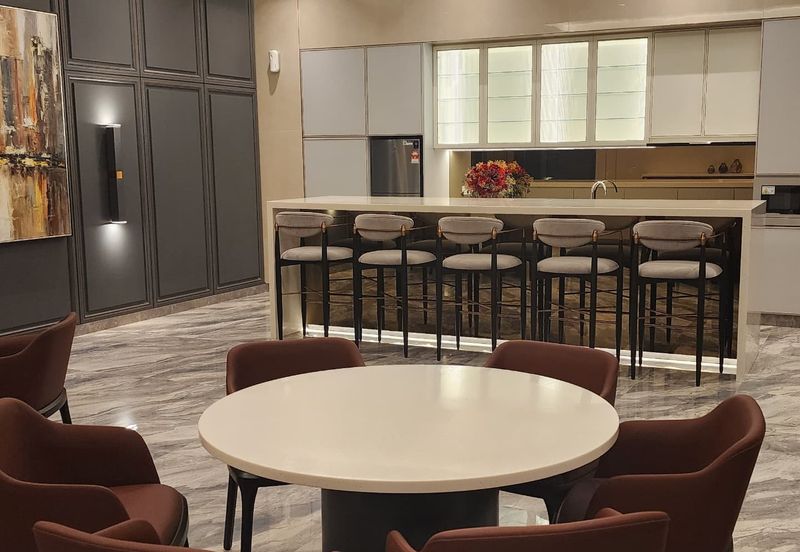 Pavilion Ceylon Hill