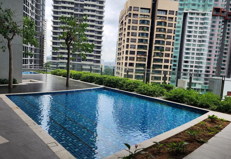 Pavilion Ceylon Hill