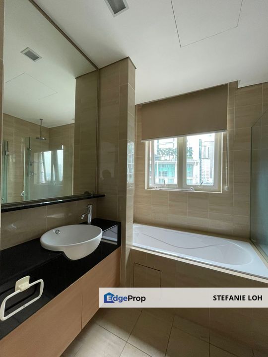 Modern and Bright  Condo for Rent 872 sqft Move In Ready, Kuala Lumpur, KLCC