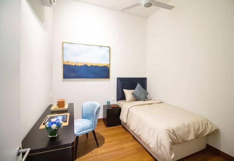 Pavilion Embassy Residence