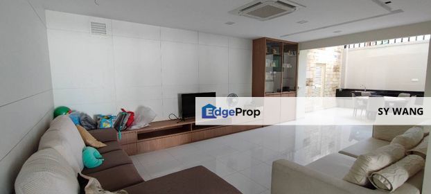 3 Storey Bungalow Masera Bukit Segar FREEHOLD with tight security, Kuala Lumpur, Cheras