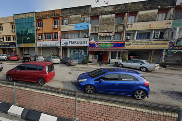 Taman Seraya 3 Storey Shop & Office with Built-up appx 12,600 sf