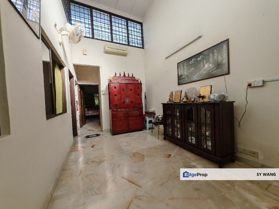 Taman Tenaga (KL) 1 Storey House Extended and Renovated Leasehold remains 97 years, Kuala Lumpur, Cheras