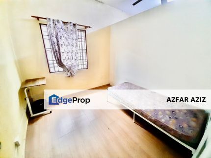 Room for Rent!! Renovated 2 Storey @ Bandar Puncak Alam near UiTM, Selangor, Bandar Puncak Alam