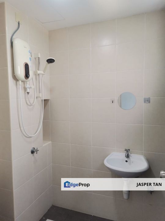 Nice unit tip top condition near to shop lot and public facilities, Selangor, Semenyih