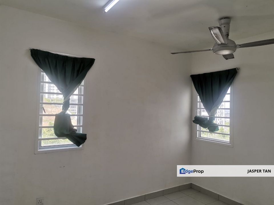 Nice unit tip top condition near to shop lot and public facilities, Selangor, Semenyih