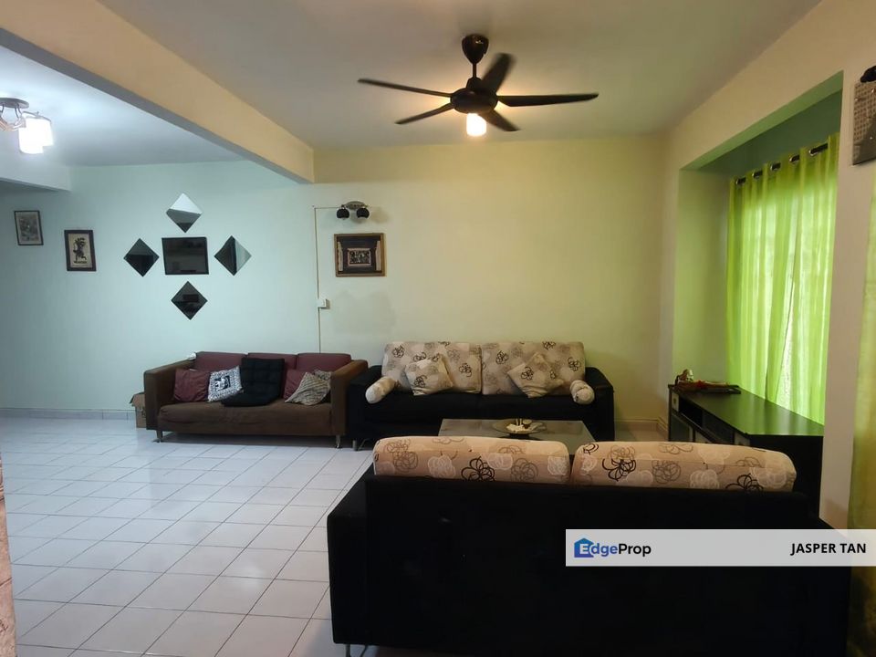Spacious Big Fully Extend Terrace House View Anytime, Selangor, Kajang