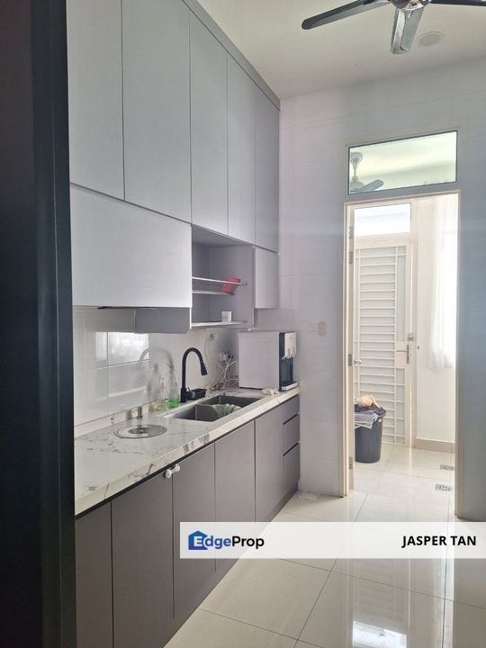Nice unit tip top condition Fully Furnished View anytime , Selangor, Semenyih