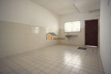 Dedaun, Bandar Cassia