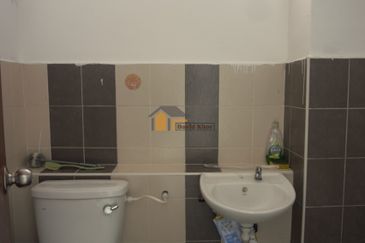 Dedaun, Bandar Cassia