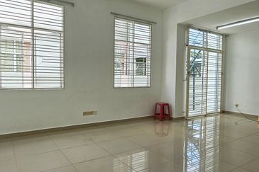 Lintang Sungai Ara 2.5 Storey Semi D for Sale