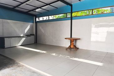 Lintang Sungai Ara 2.5 Storey Semi D for Sale