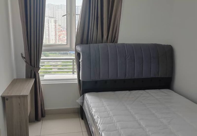 Tropicana Bay Residences