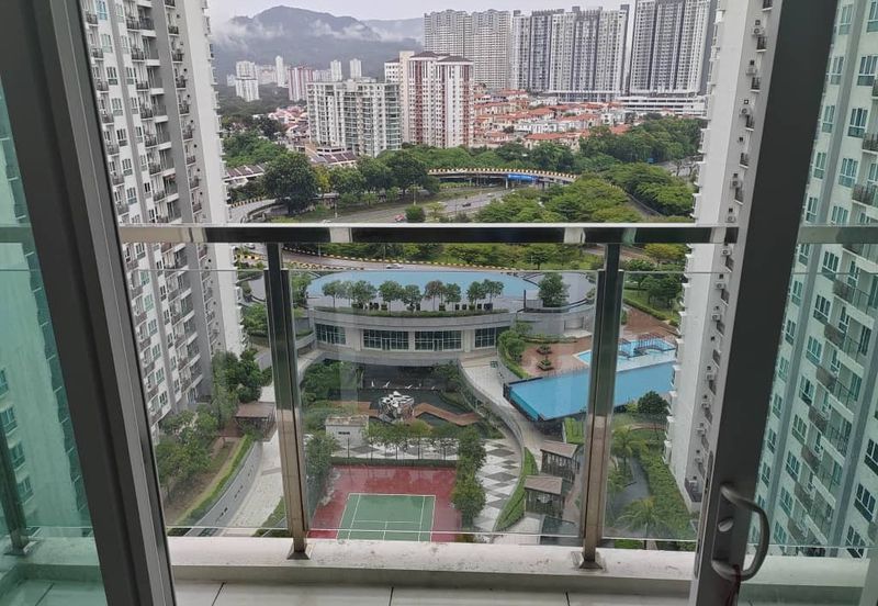 Tropicana Bay Residences