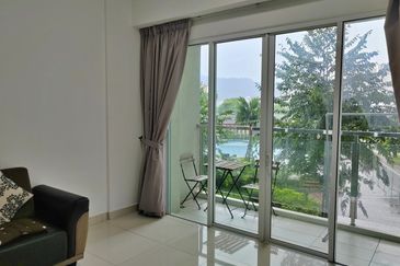 Tropicana Bay Residences