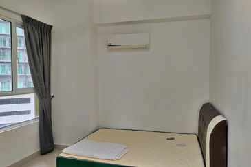 Tropicana Bay Residences