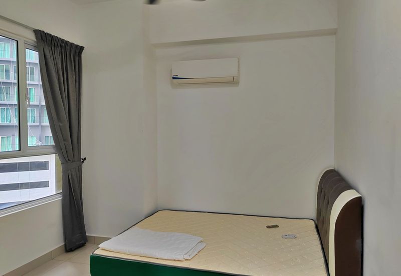 Tropicana Bay Residences