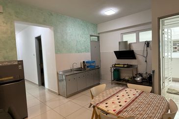 Tropicana Bay Residences