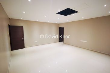 Pusat Perniagaan Maju Jaya