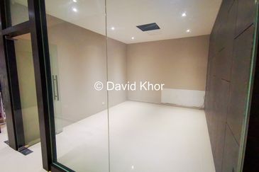 Pusat Perniagaan Maju Jaya