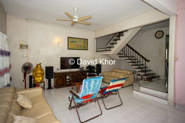 Persiaran Taman Riang