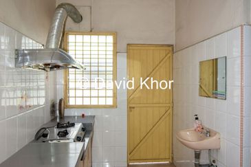 Persiaran Taman Riang