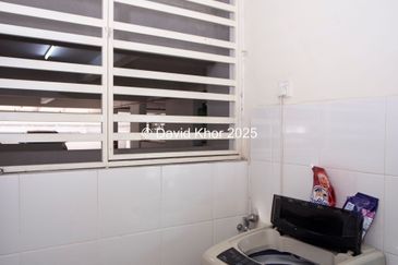 Royale Infinity @ Tambun Royale City