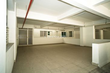 Royale Infinity @ Tambun Royale City