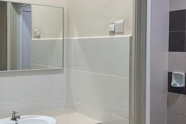 Royale Infinity @ Tambun Royale City