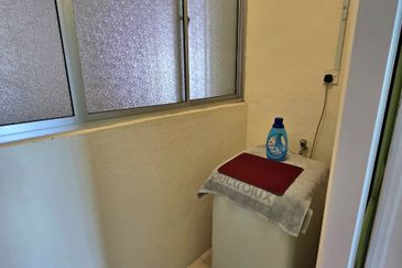 University Place (Plaza Ivory)