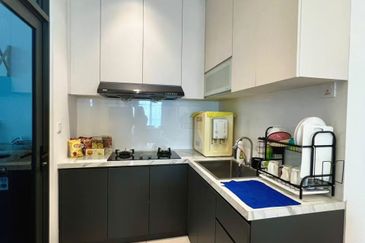 Queens Residences @ Queens Waterfront