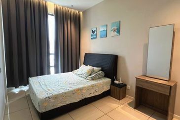 Queens Residences @ Queens Waterfront